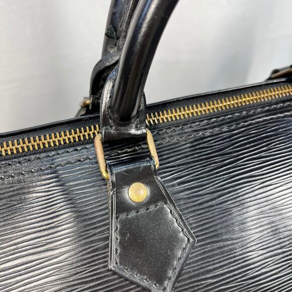 LOUIS VUITTON Vintage Speedy 45 Epi Leather Black - Picture 8 of 14